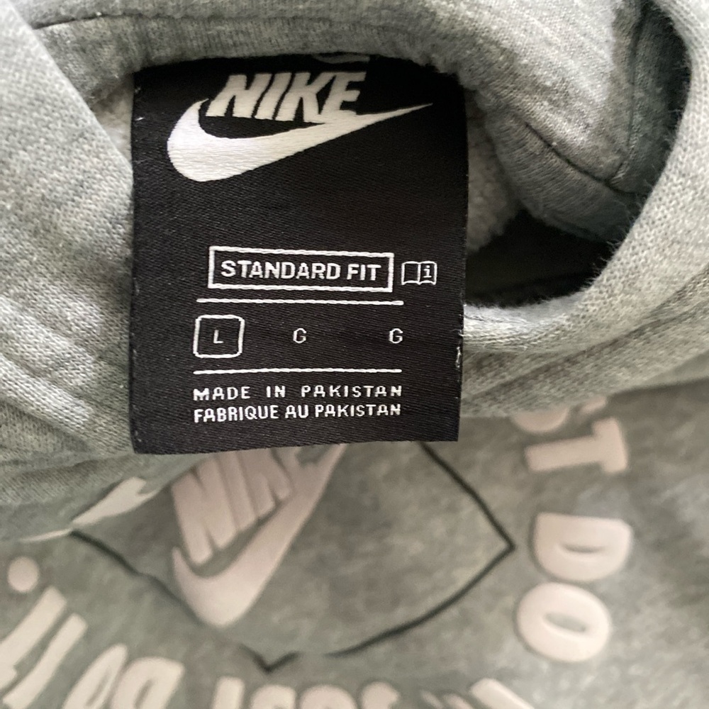 Nike Heather Gray Standard Fit Hoodie - Picture 2 of 3
